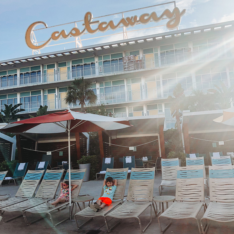 Universal Studios Cabana Bay Beach Resort relax