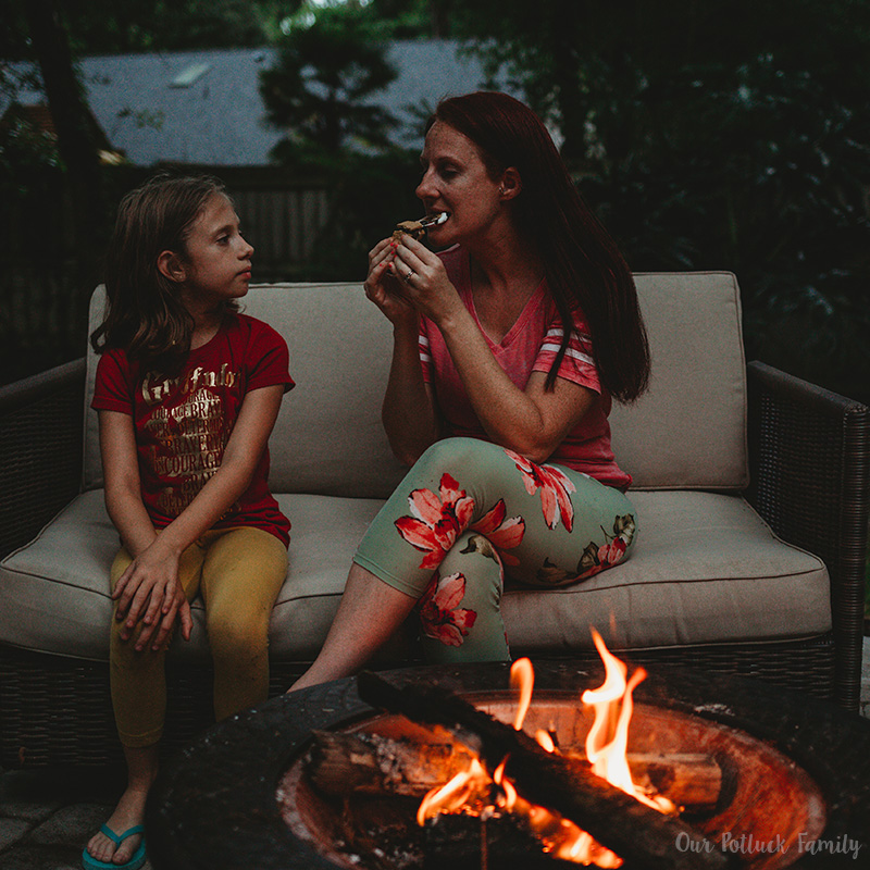 Traditional Campfire S'mores mom
